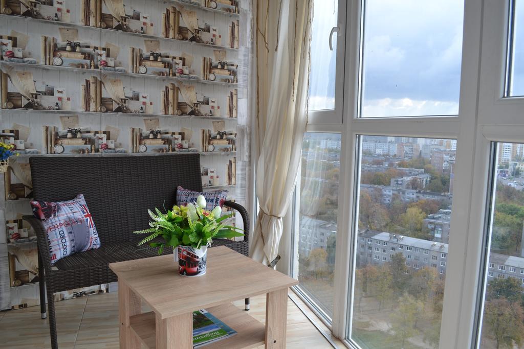 Apartment On Yuvilejnyj Avenue Kharkov Luaran gambar