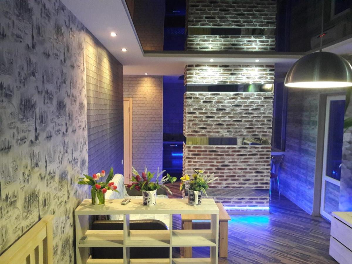 Apartment On Yuvilejnyj Avenue Kharkov Luaran gambar